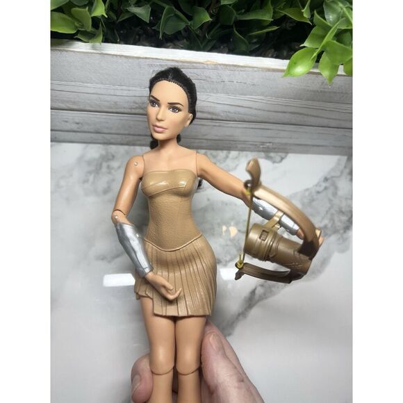 BARBIE-WONDER WOMAN 12" DOLL FROM PARADISE ISLAND‎ SET - Picture 2 of 4